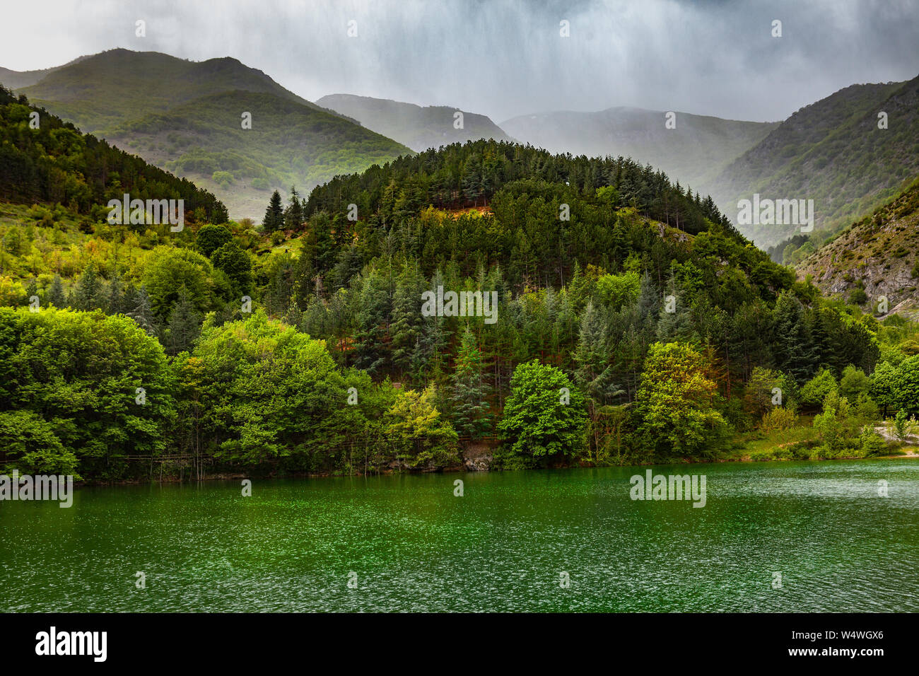 Rainy day on Lake San Domenico in the Sagittario Gorges Guided Nature Reserve. Villalago, Province of L'Aquila, Abruzo, Italy, Europe Stock Photo