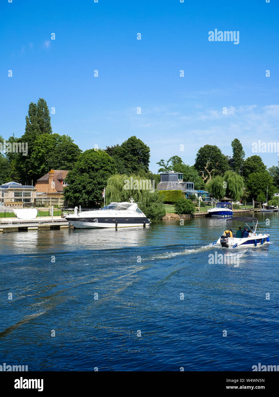 Boat Cursing River Thames, Staines, Surrey, England, UK, GB Stock Photo Alamy