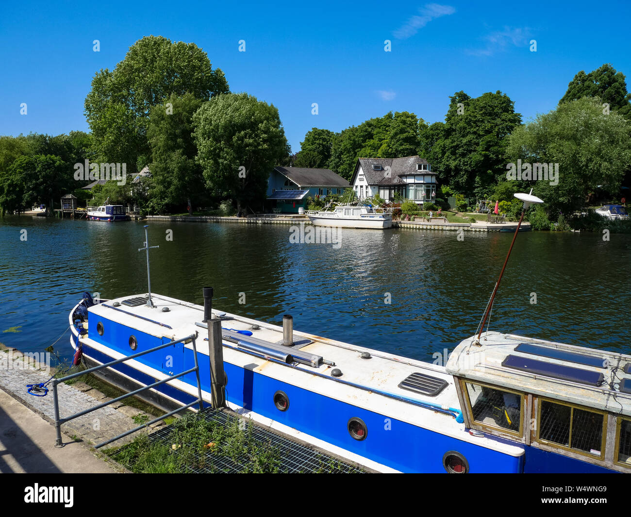 Blue House Boat, on the Thames Path, River Thames, StainesuponThames