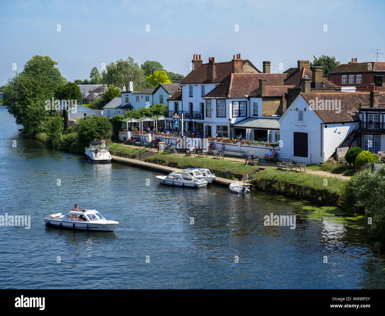 Staines swan hires stock photography and images Alamy