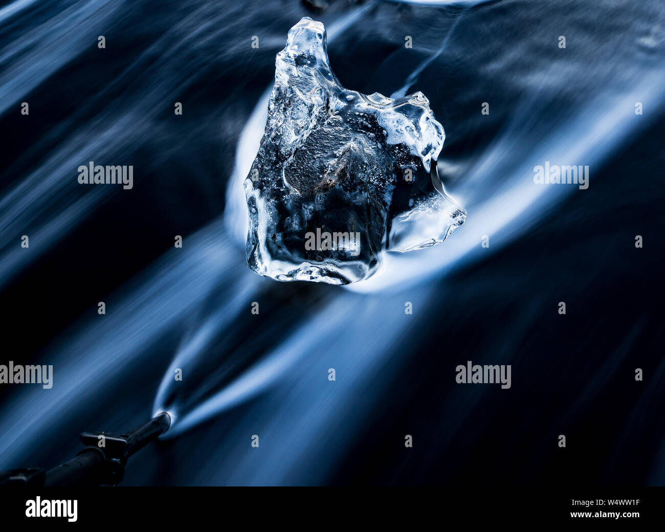 Crystal clear volcanic lake hi-res stock photography and images - Alamy