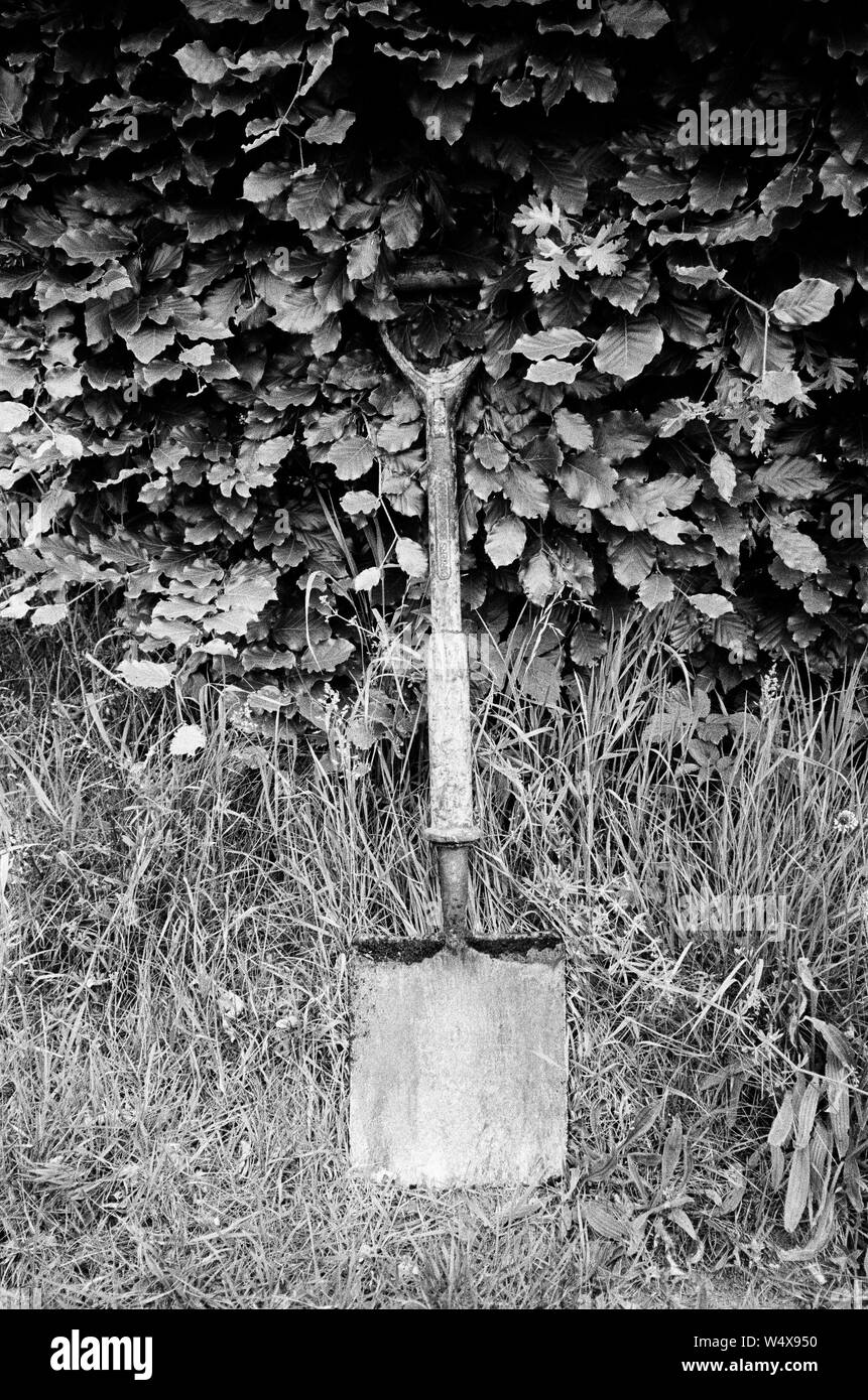 B w spade hi-res stock photography and images - Alamy