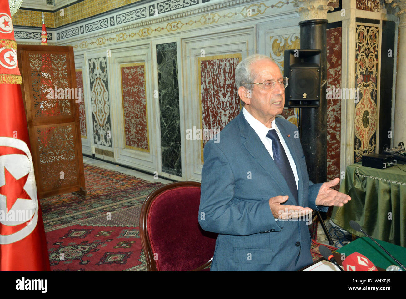Bardo, Tunis, Tunisia. 25th July 2019. In accordance with the provisions of the constitution, the President of the Assembly of People's Representatives, Mohamed Ennaceur was sworn in the afternoon of this Thursday, July 25, 2019 at the office of the ARP Bardo to assume the responsibilities as president of the Republic of Tunisia. Credit: Chokri Mahjoub/ZUMA Wire/Alamy Live News Stock Photo