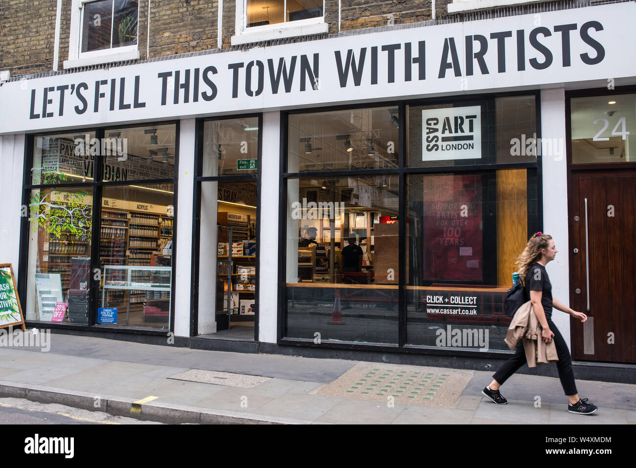 Cass Art London Soho branch in London, one of the UK’s leading independent art materials retailers. Stock Photo