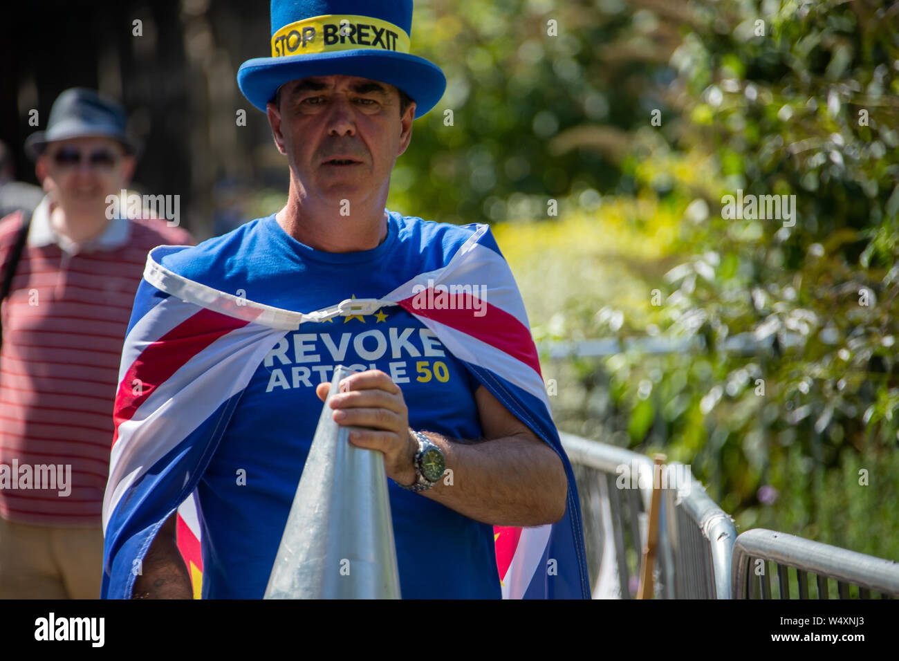 Steve Bray Anti Brexit activist protesting outside the Palace of Westminster. Stock Photo