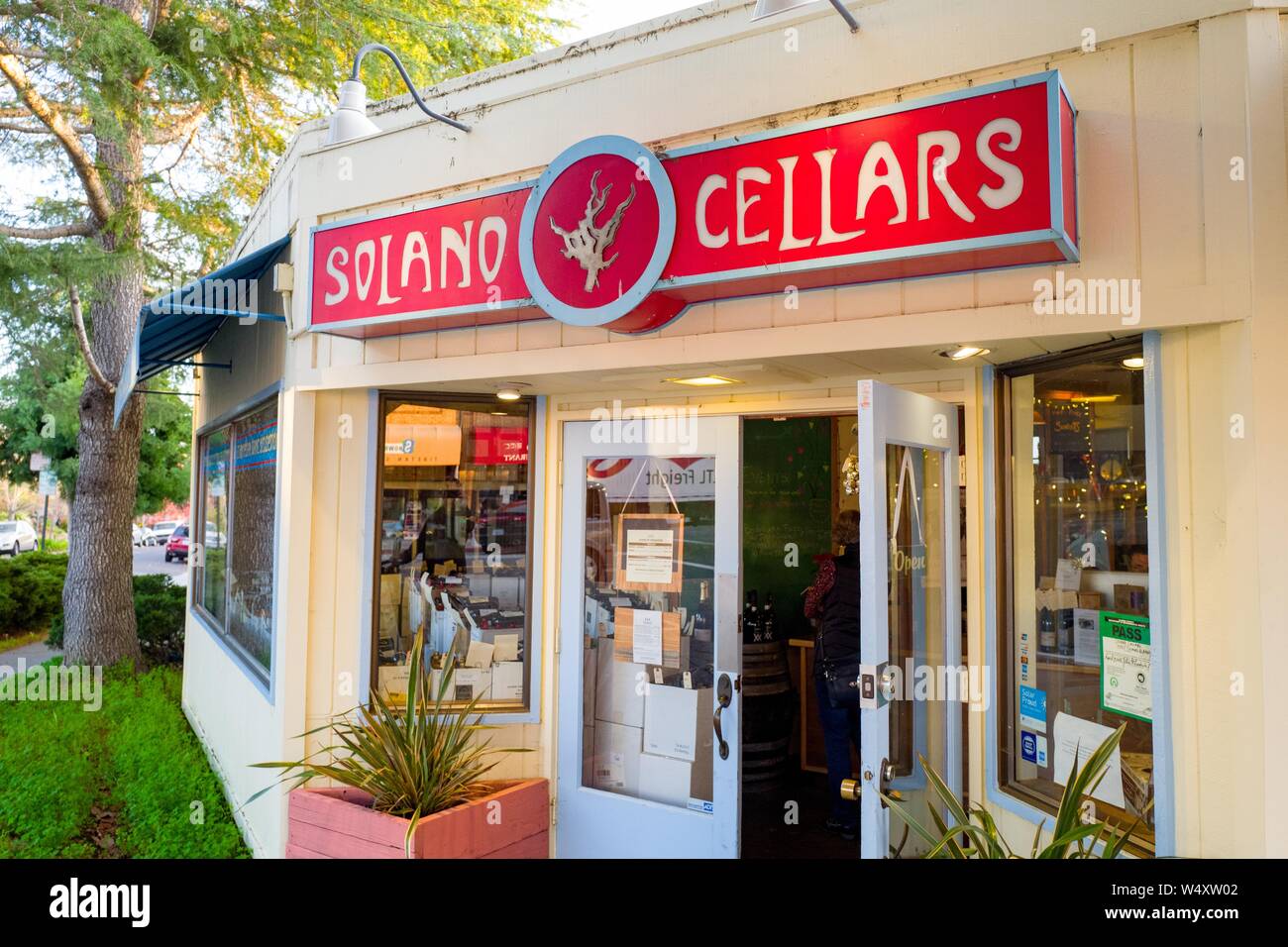 Solano avenue hi-res stock photography and images - Alamy
