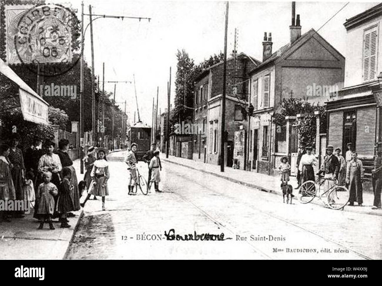 Courbevoie rue Saint Denis Stock Photo Alamy