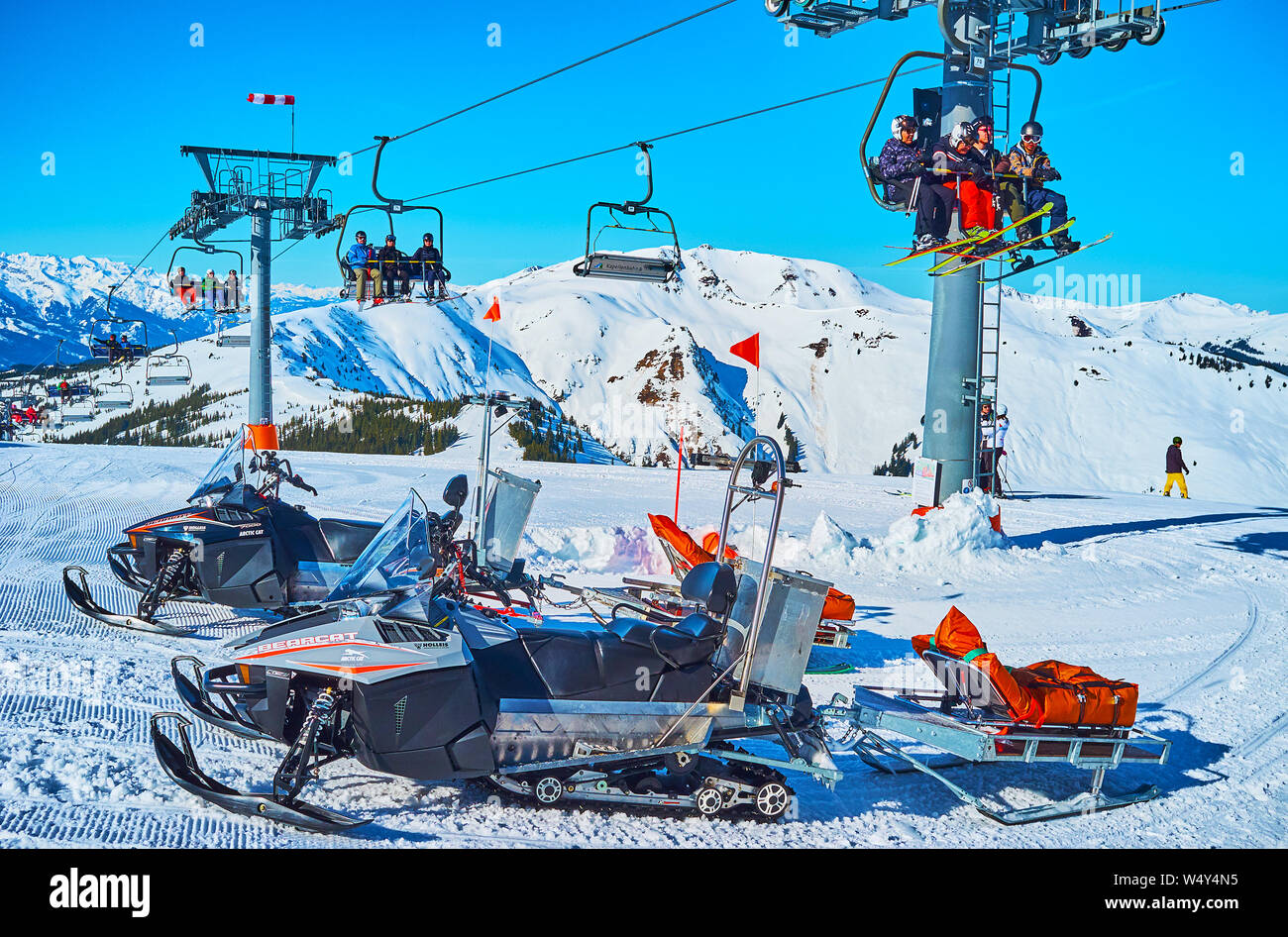 ZELL AM SEE, AUSTRIA - FEBRUARY 28, 2019: The modern rescue sleds with  safety equipment are parked at Kapellenbahn chairlift, riding along the  slope o Stock Photo - Alamy