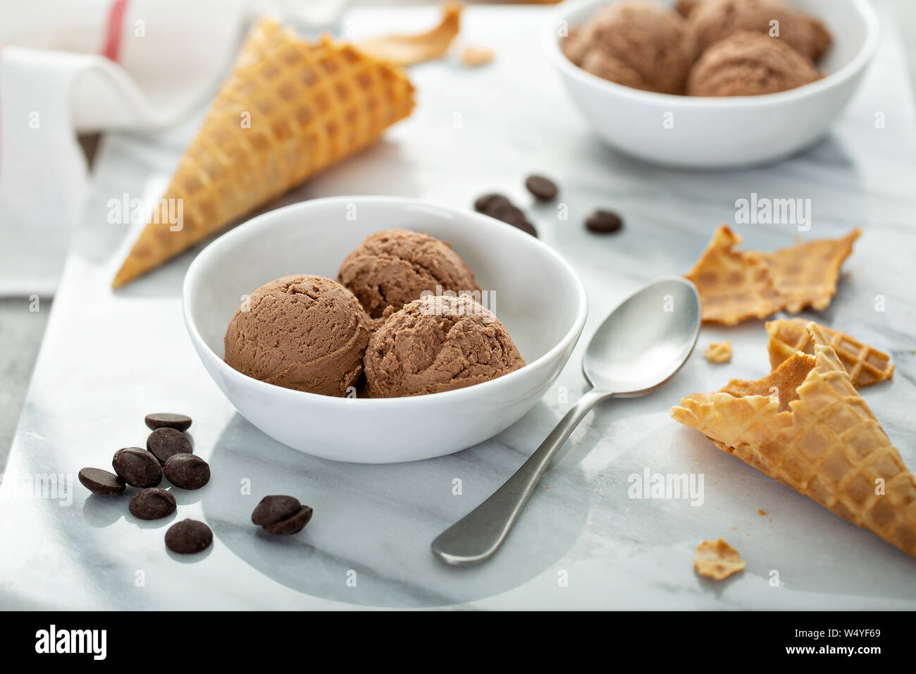 SImple chocolate ice cream in a white bowl Stock Photo - Alamy