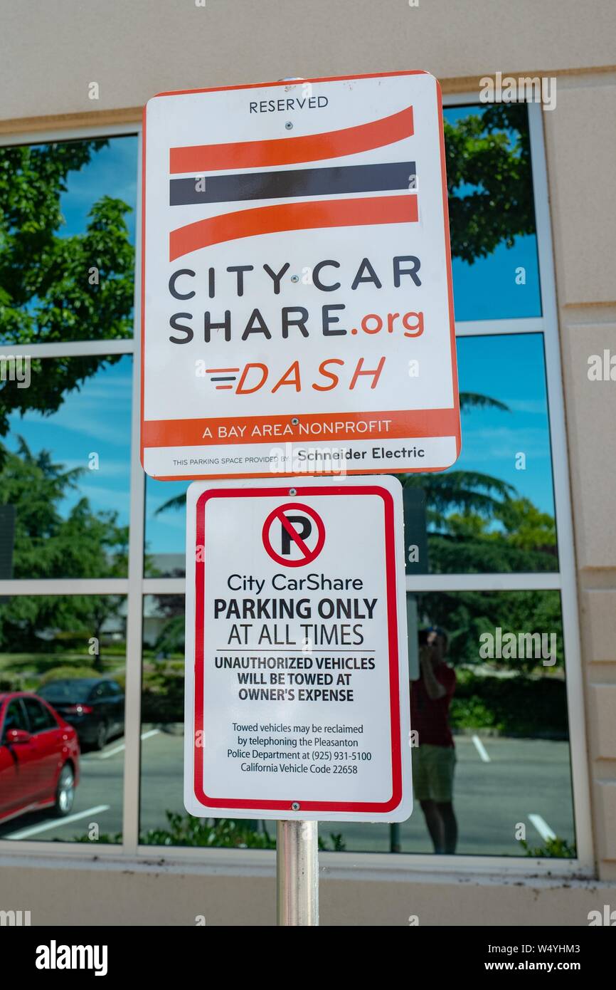 Close-up of sign for non-profit car sharing group City Car Share in Pleasanton, California, July 2, 2019. () Stock Photo