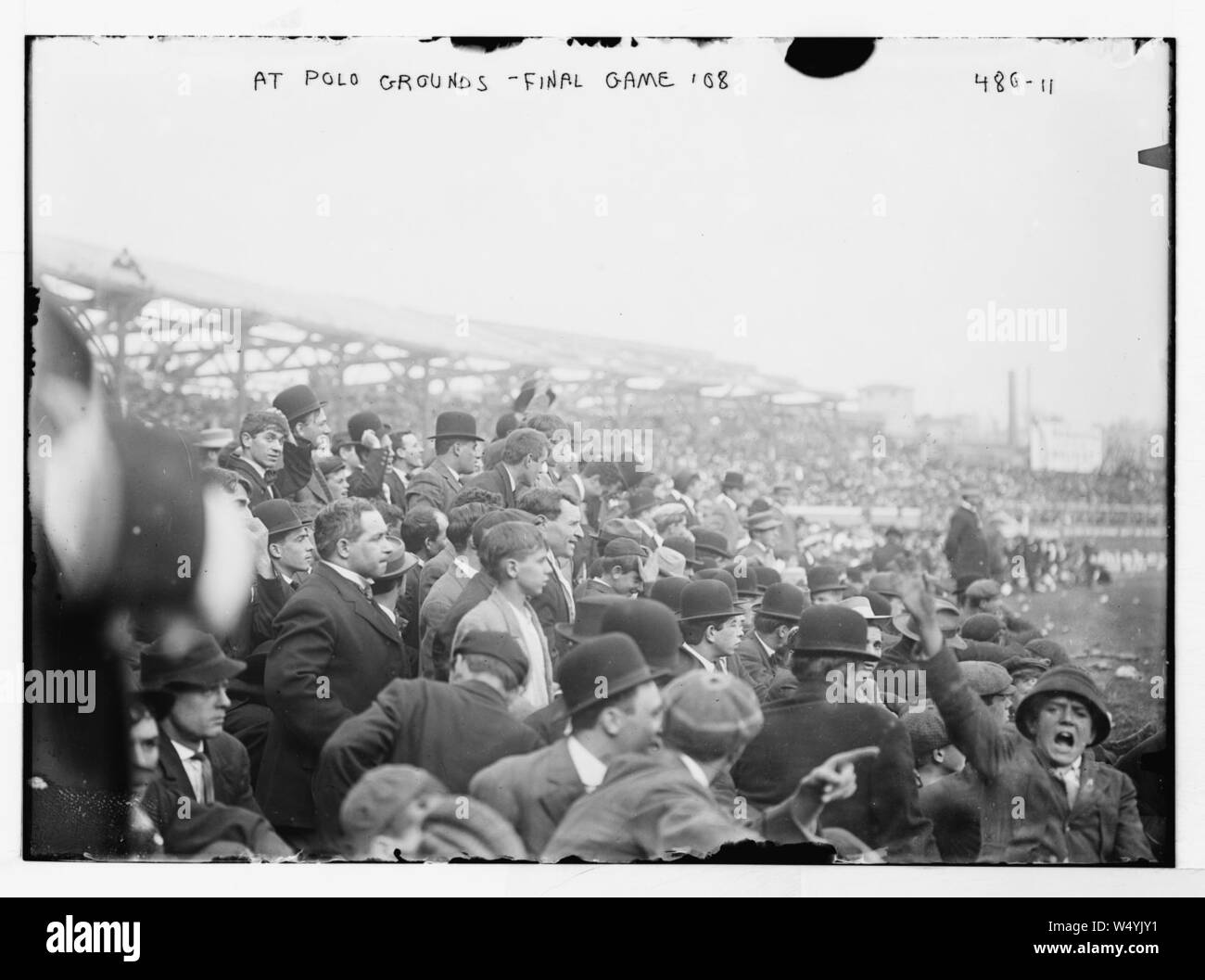 Grandstand final hires stock photography and images Alamy