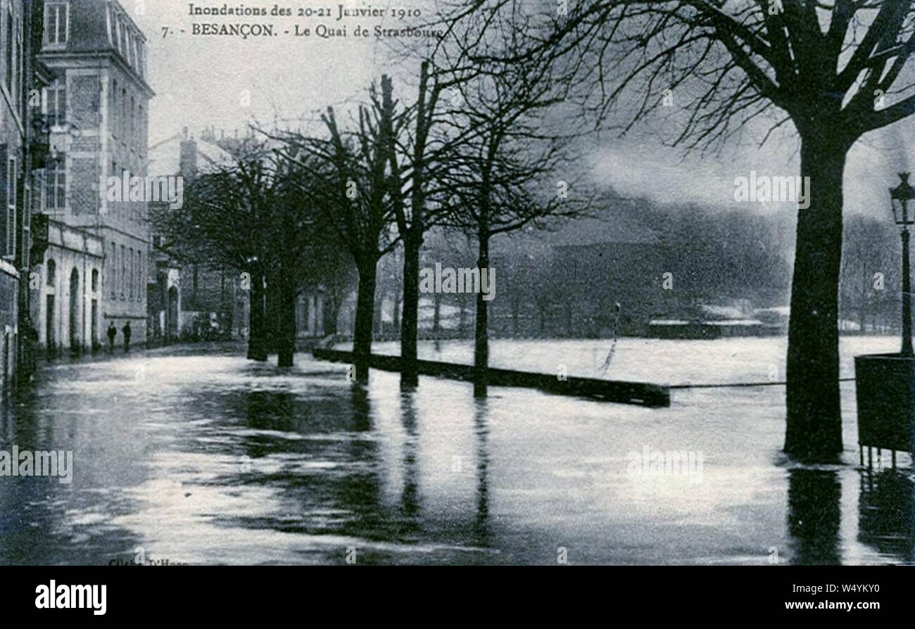 Besancon -Inondations de Janvier 1910 -Les Bois en Amont du Pont... à