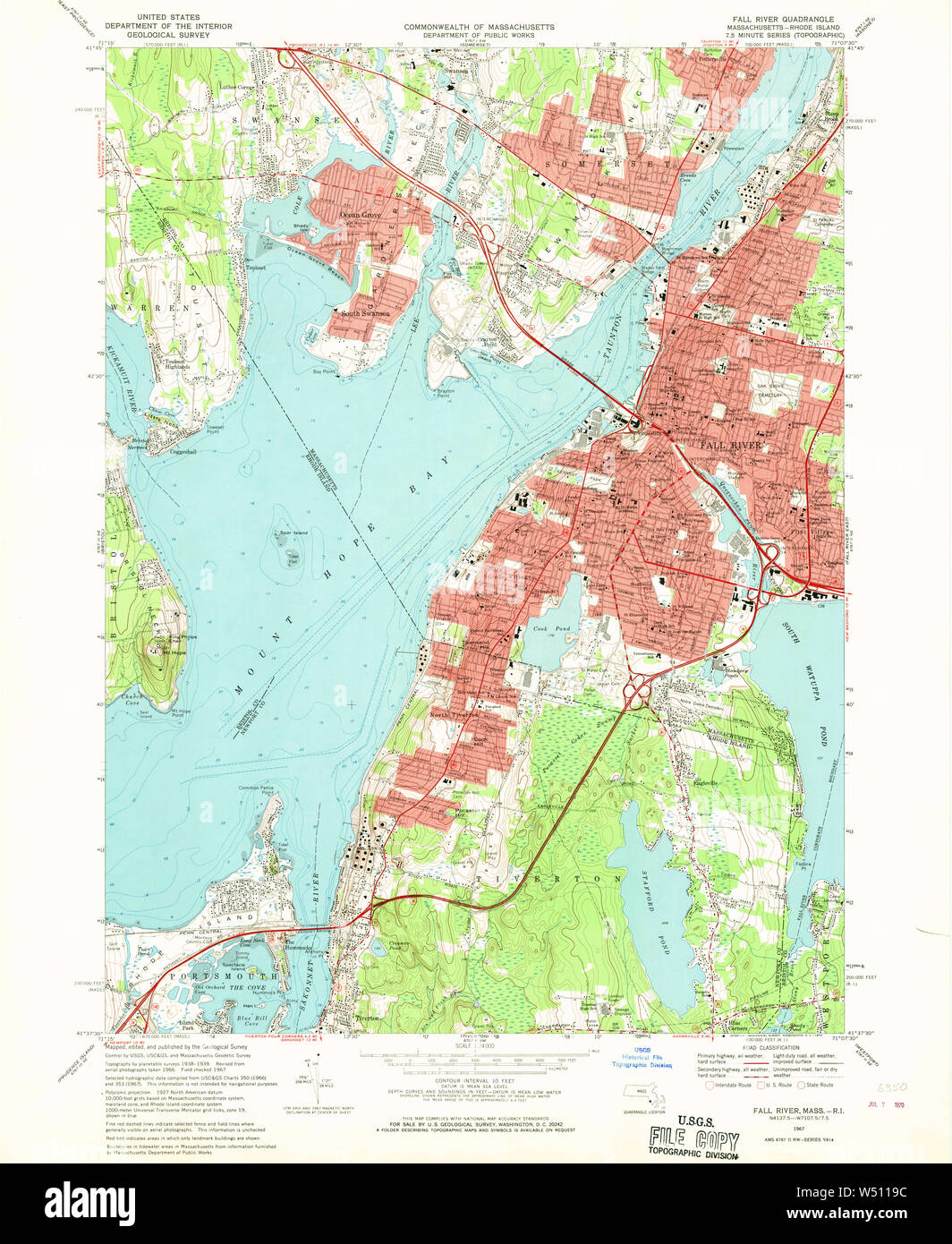 Massachusetts USGS Historical Topo Map MA Fall River 350133 1967 24000
