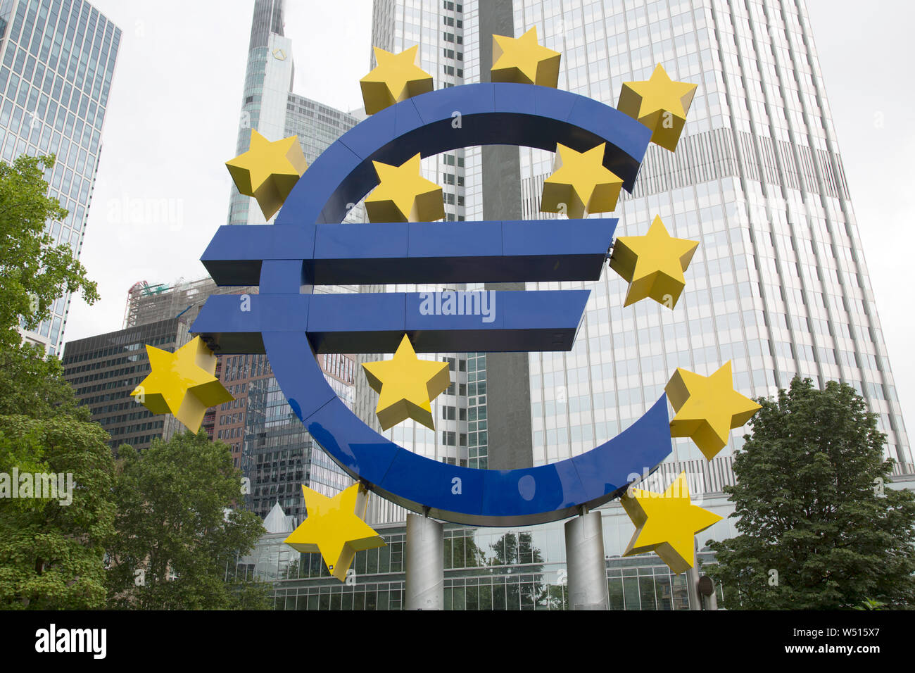 European central bank symbol hi-res stock photography and images - Alamy