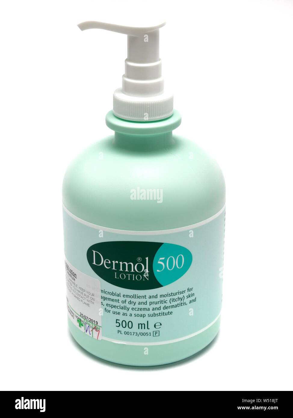 Dermol 500 lotion hi res stock photography and images Alamy
