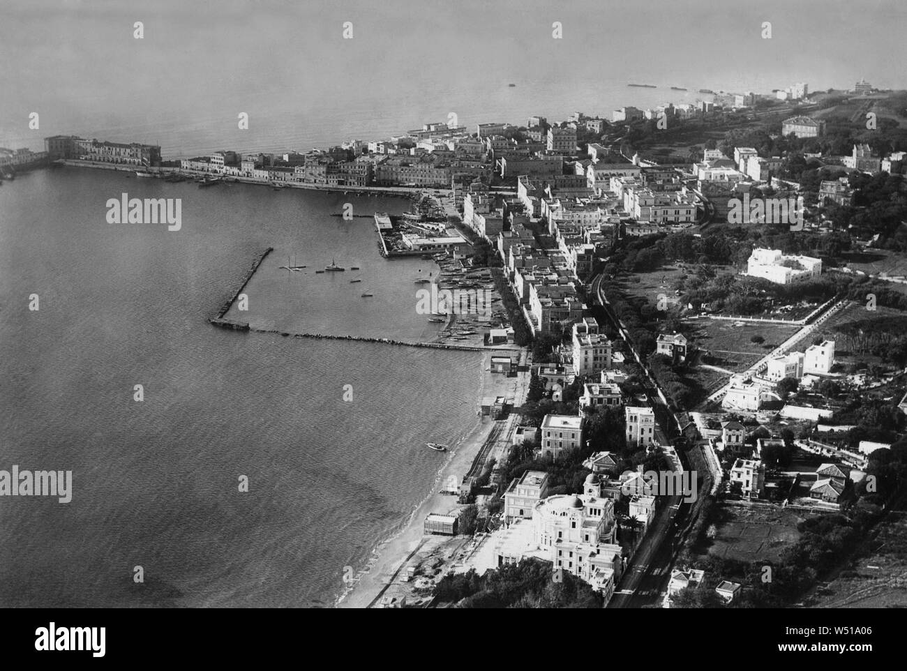 Inzoi Ropa anzio, roma, 1930 Stock Photo - Alamy