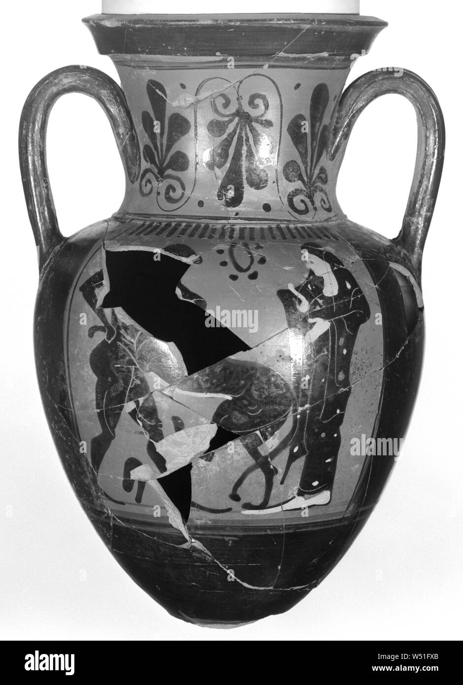Attic Black-Figure Neck Amphora, Unknown, Athens, Greece, about 490 B.C., Terracotta, 24.8 cm (9 3/4 in Stock Photo