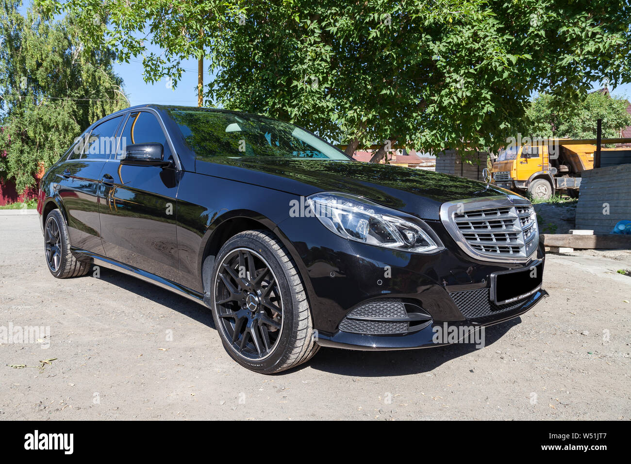 Novosibirsk Russia 07 19 Black Mercedes Benz E Class 50 13 Year Front View With Dark Gray Interior In Excellent Condition In A Parking Sp Stock Photo Alamy