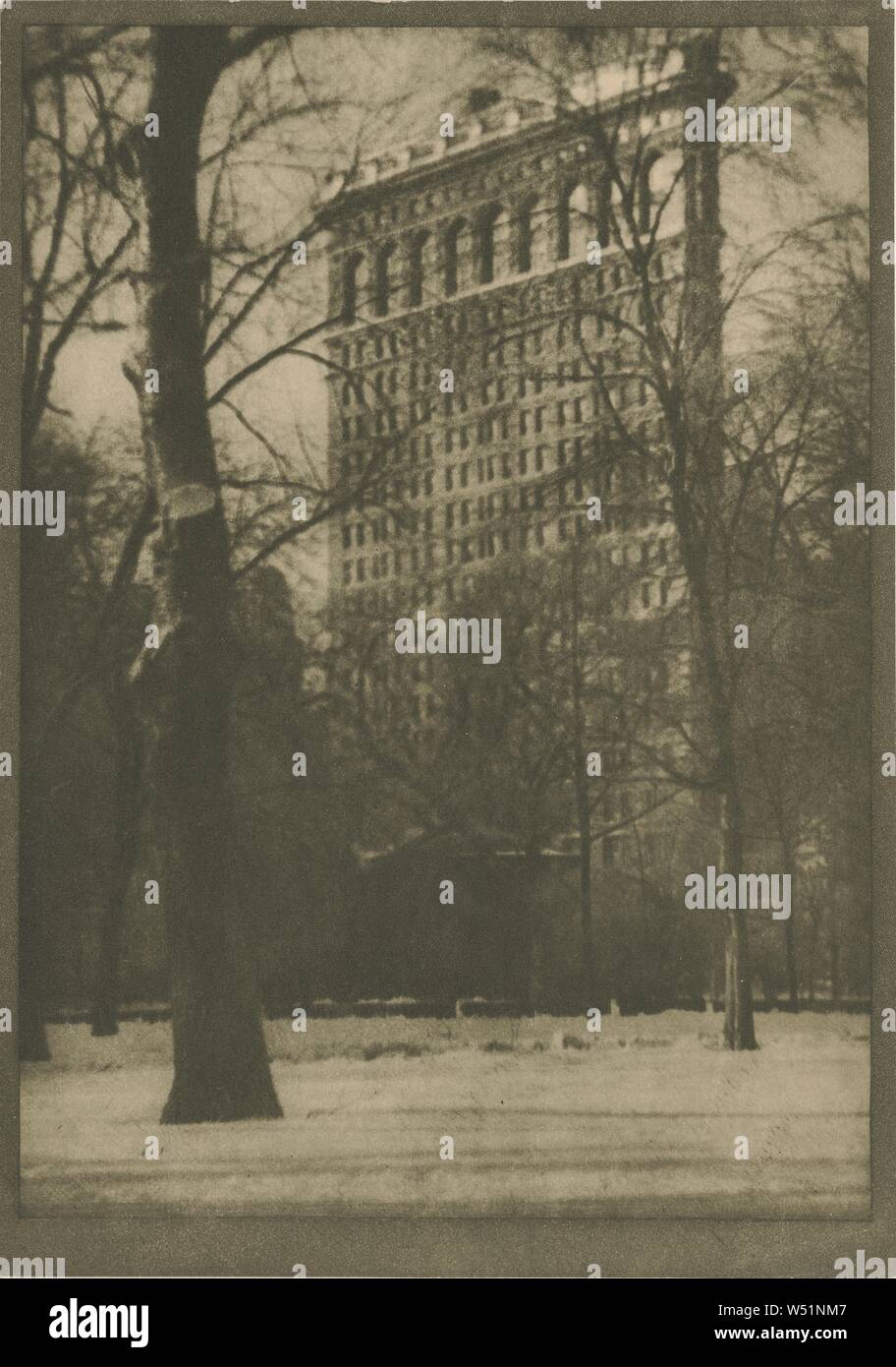 The Flat Iron Building, New York City, Alvin Langdon Coburn (British, born America, 1882 - 1966), negative 1910, print 1913, Photogravure, 19.8 × 14.1 cm (7 13/16 × 5 9/16 in Stock Photo