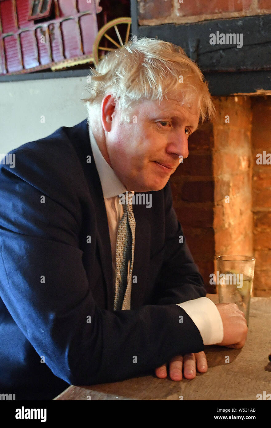 Boris Johnson visits Oxshott and chats to local businesses. At The Victoria pub, High Street, Oxshott. Boris Johnson is campaigning to become the next Conservative Prime Minister. Picture taken 25th June 2019 Stock Photo