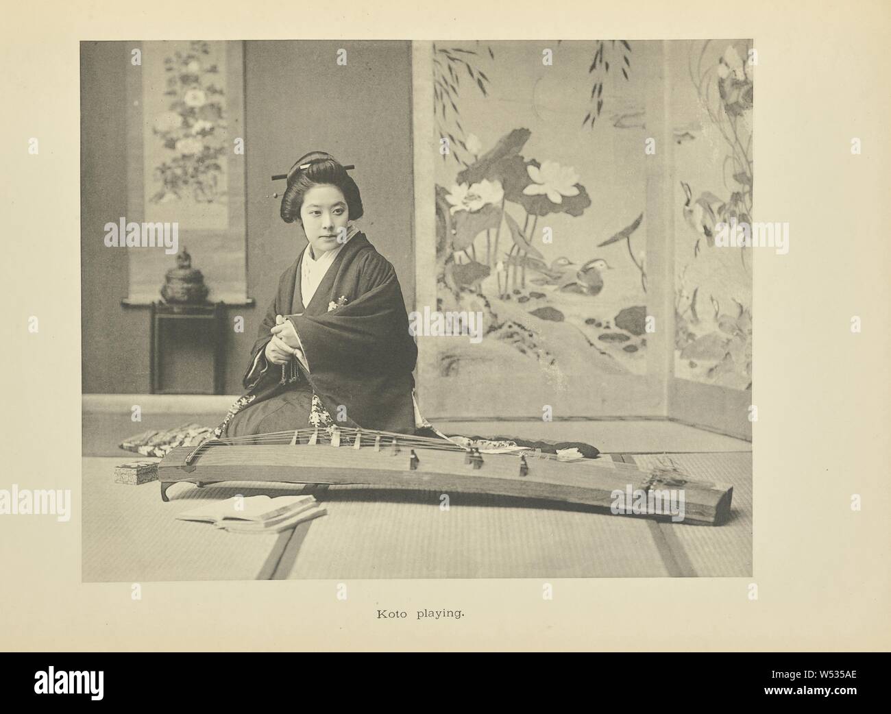 Koto Playing, Kazumasa Ogawa (Japanese, 1860 - 1929), Tokyo, Japan, 1893–1895, Collotype, 20.8 × 25.9 cm (8 3/16 × 10 3/16 in Stock Photo