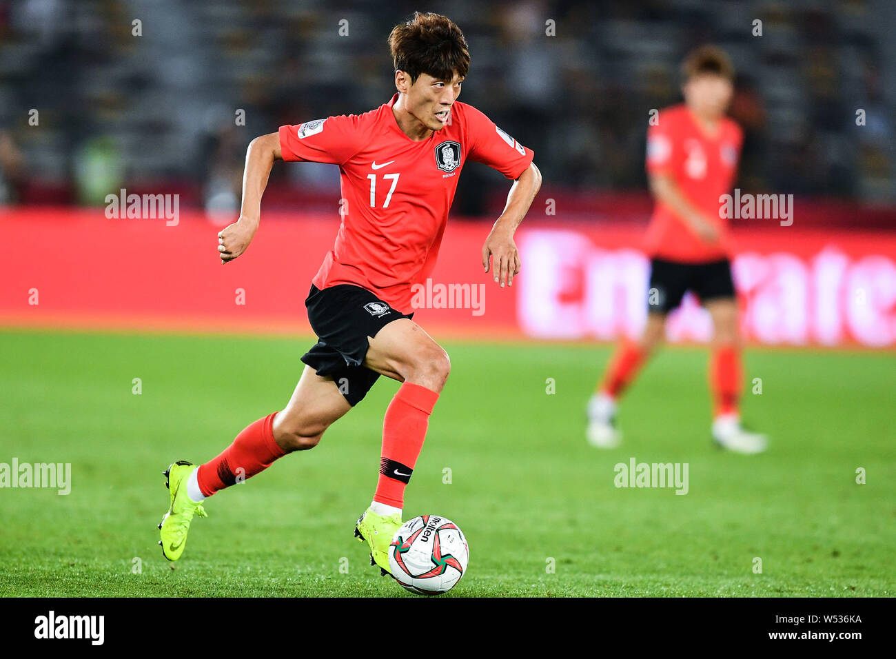 Lee Chung-yong of South Korea national football team dribbles against Qatar national football team in their quarter-final match during the 2019 AFC As Stock Photo