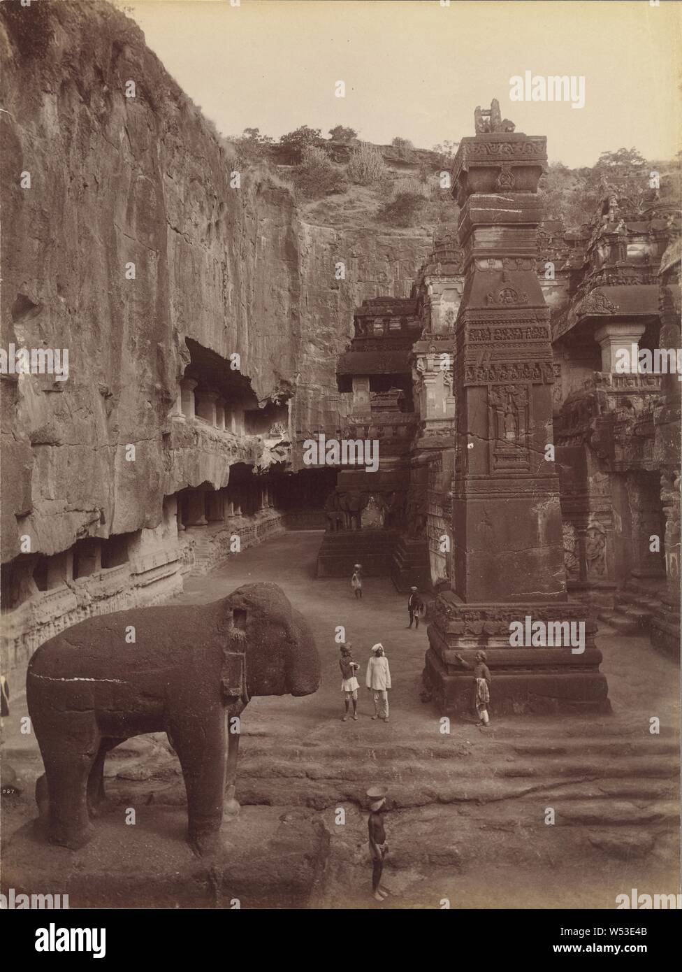 Rang Mahal or Kailasa Cave, Lala Deen Dayal (Indian, 1844 - 1905), Aurangabad, Maharashtra, India, 1888, Albumen silver print, 27 × 20.2 cm (10 5/8 × 7 15/16 in Stock Photo