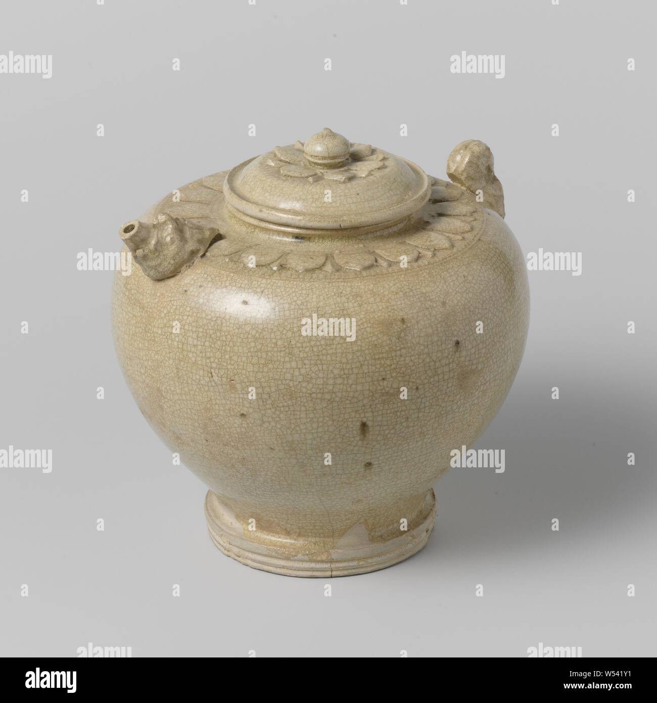 Covered Vase Or Ewer With Molded Flower Petals Egg Shaped Covered