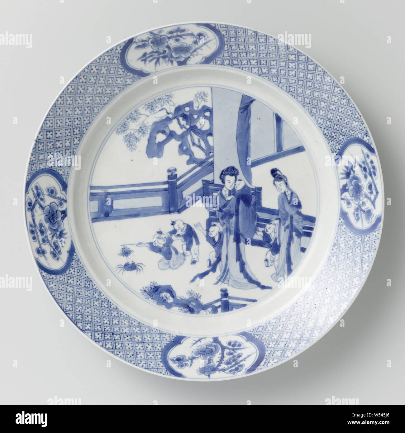 A Kangxi Period Krack Style Blue and White Chinese Charger A Kangxi Period Krack Style Blue and White Chinese Charger
