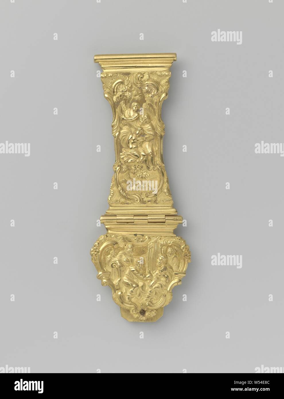 Bracket of a book lock with representations of Abraham's sacrifice and