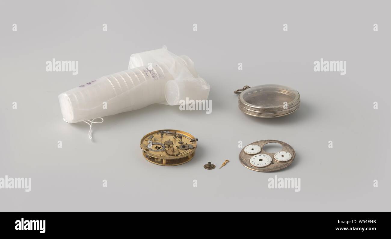 Silver watch, Men's watch and silver parts, with three enamelled dials and a visible corridor., anonymous, c. 1850, silver (metal), d 5.6 cm Stock Photo