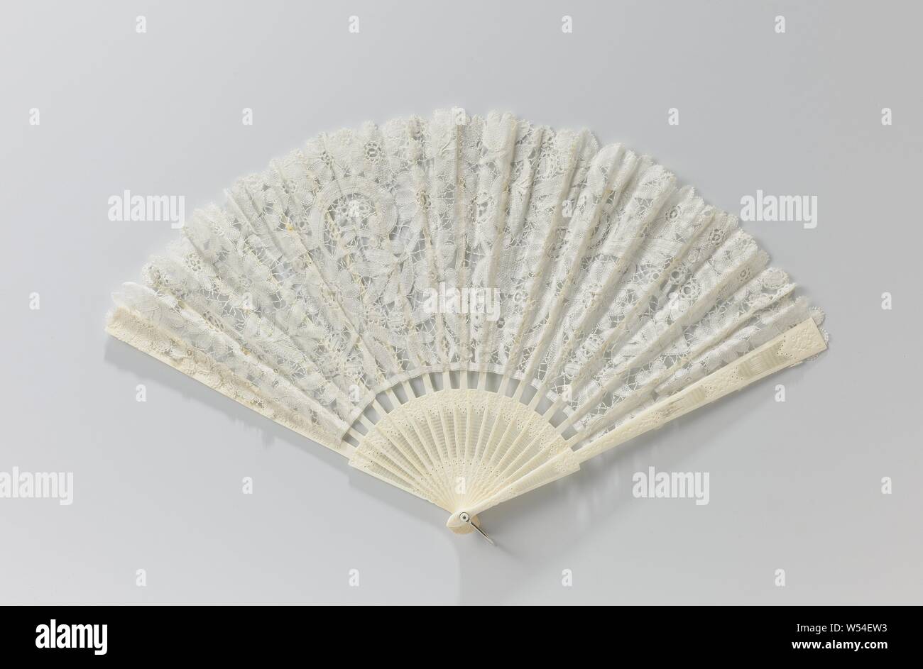 ivory lace fan