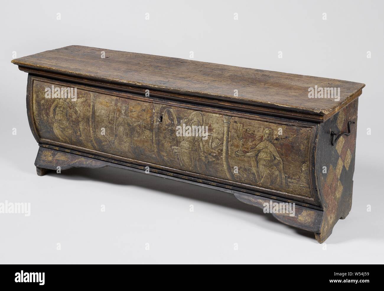 Coffin, painted with heraldic figures and with female figures sitting on the front between Corinthian columns: Fortitudo, Justitia, Temperantia and Prudentia, Coffin of painted poplar wood. The chest rests on the sides, which are painted with heraldic figures and carry iron handles. The front is semicircular and painted in grisaille with seated female figures separated by Corinthian columns, symbolizing Fortitudo, Temperantia and Prudentia from left to right. The threshold is angled, scalloped and painted on the corners in grisaille with two cobblestones blowing in sails, symbolizing Stock Photo