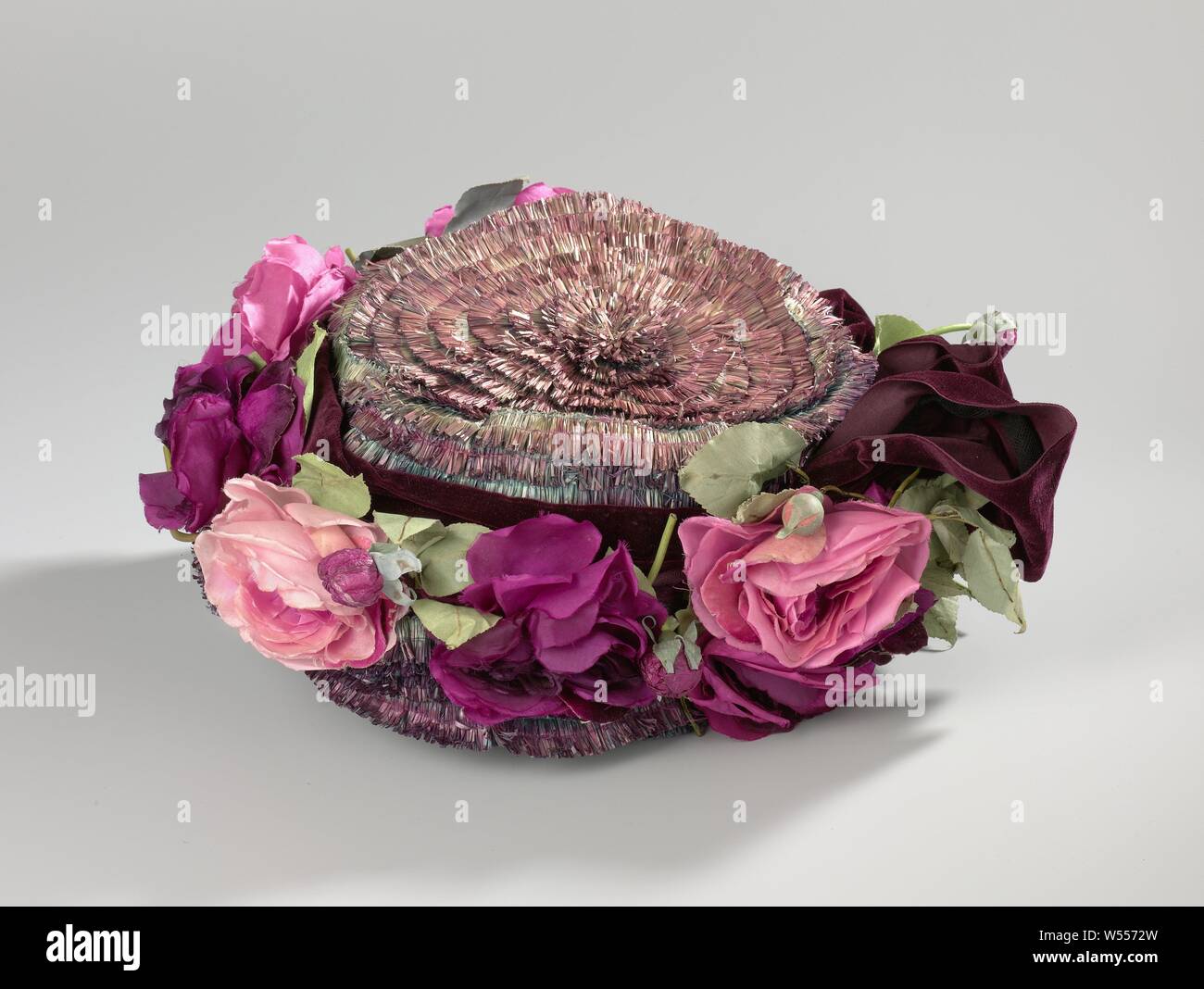 Silk Roses High Resolution Stock Photography And Images Alamy