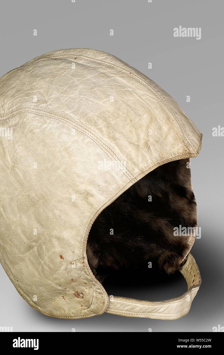 Chin strap hires stock photography and images Alamy