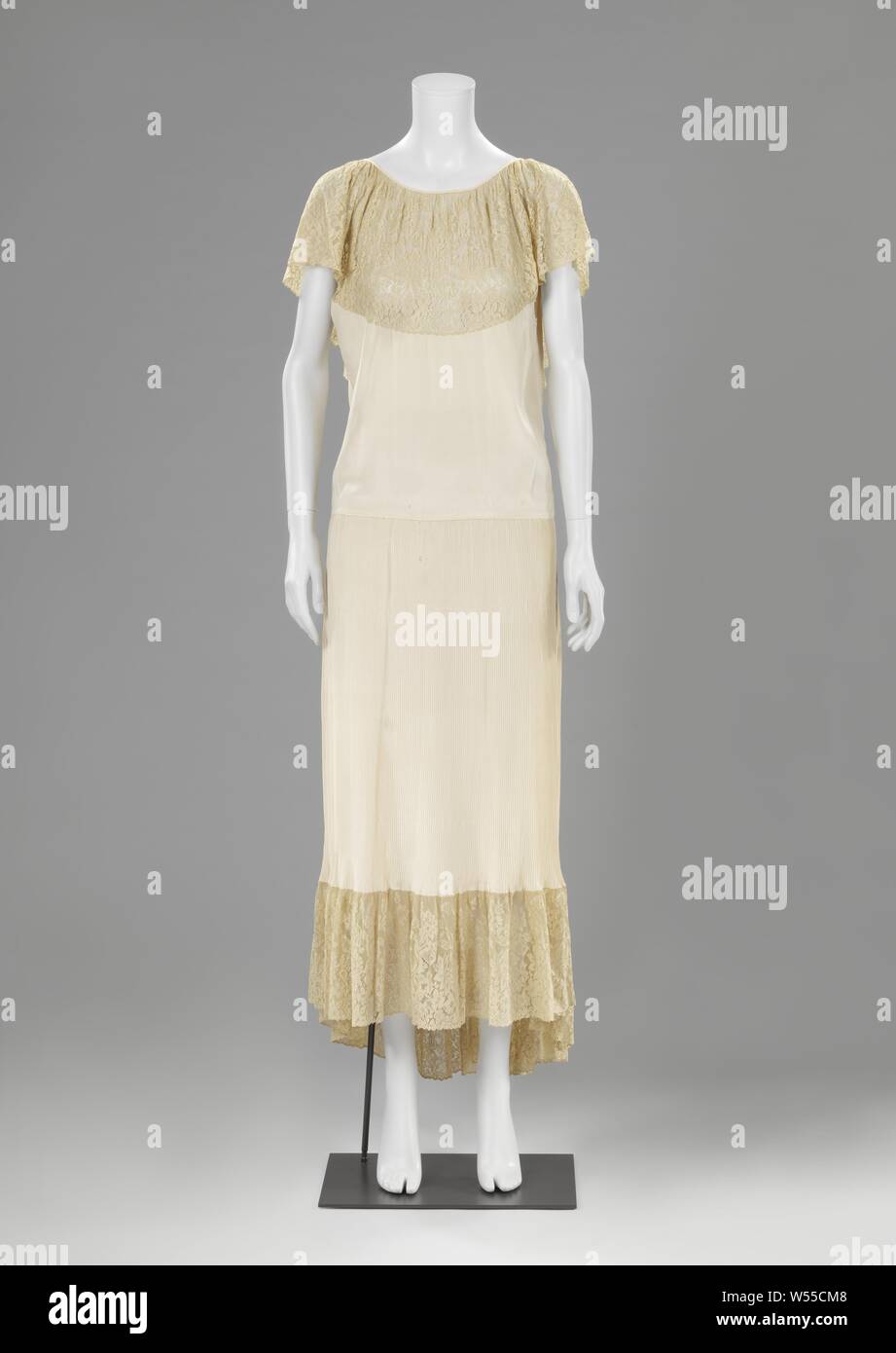 1930 tea gown