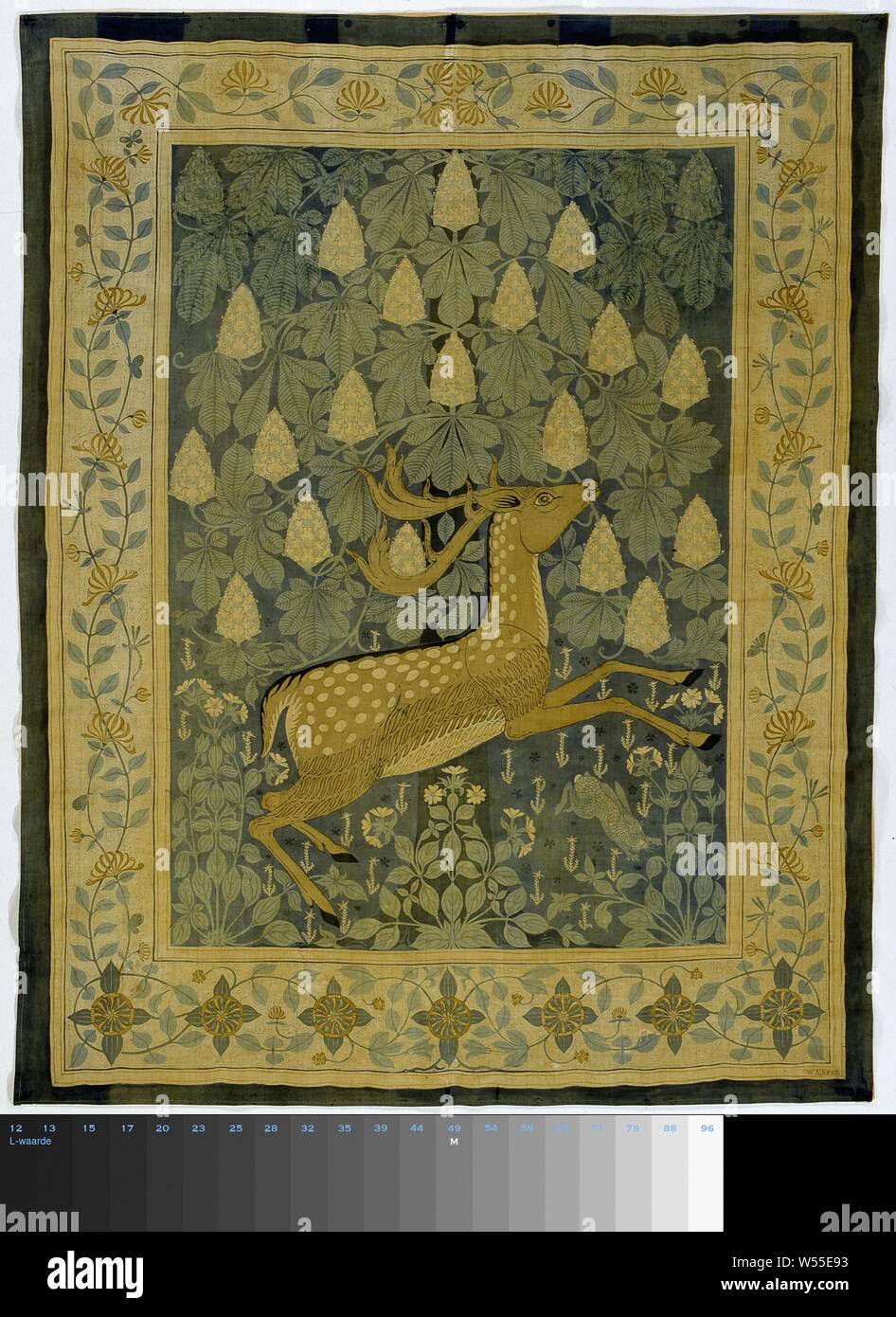 Tapestry with jumping deer against a background of flowering chestnuts, Batik linen cloth in blue green, blue and brown yellow on an ecru ground. Presentation: flowering chestnut including a fallow deer and a rabbit among flowering wild plants (phlox, wall pepper). On the outside a broad edge of honeysuckle with dragonflies and butterflies. Signed., Willem Karel Rees (signed by artist), Haarlem, c. 1902 - c. 1909, cotton (textile), l 132 cm × w 105 cm Stock Photo