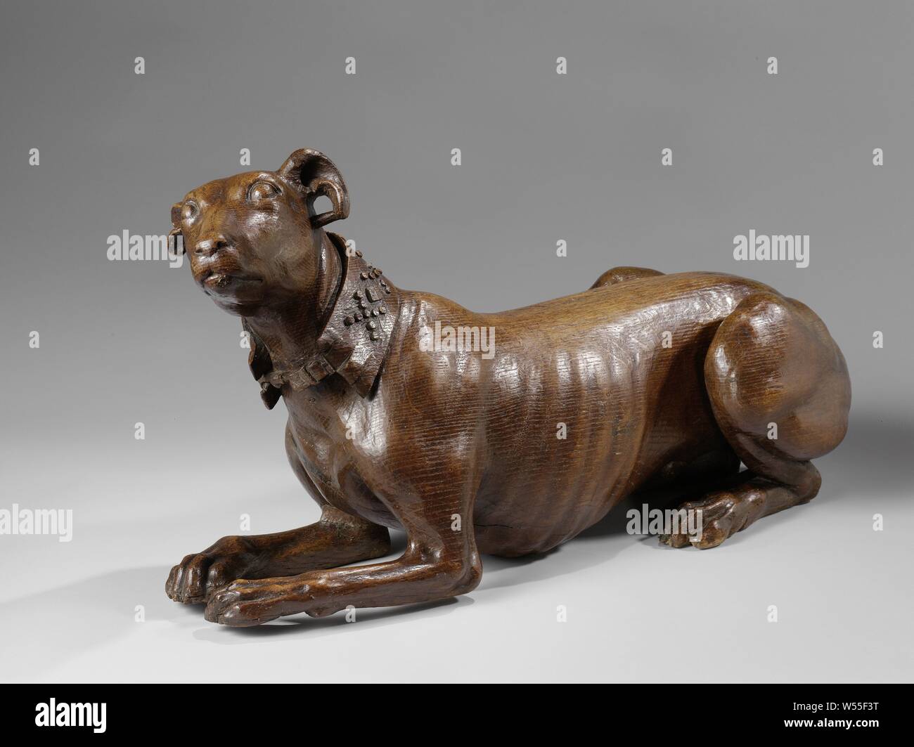 greyhound collar size