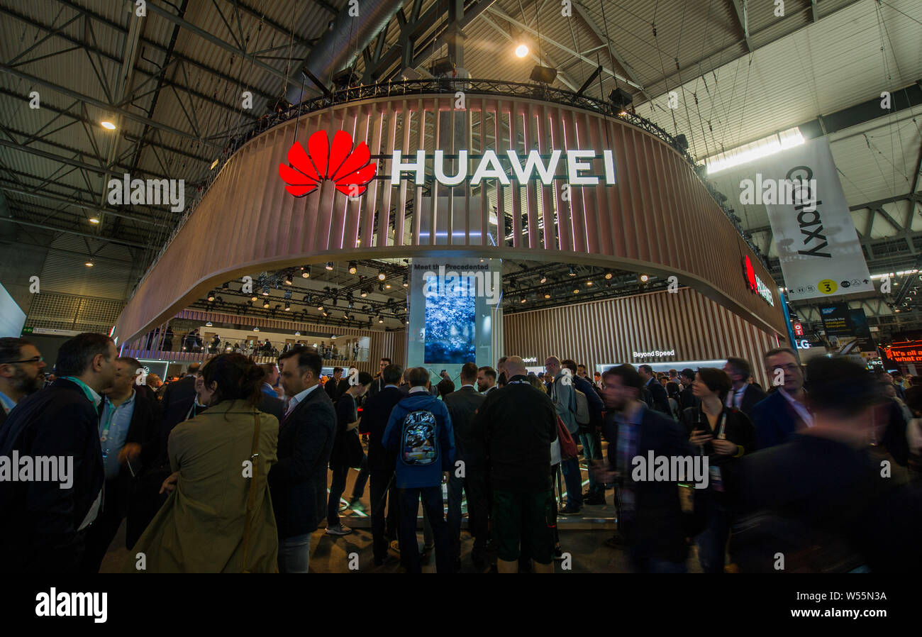 Visitors crowd the stand of Huawei during the Mobile World Congress 2019 (MWC19) in Barcelona, Spain, 25 February 2019. Stock Photo