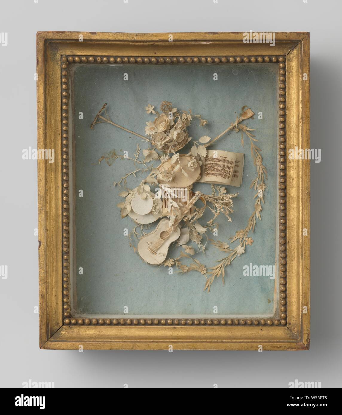 Bouquet cut from paper behind glass in rectangular, golden frame. On the  back: A.B.K. 1823., anonymous, 1823, paper, glass, lijst, l 20.5 cm × w  17.5 cm × d 5.5 cm Stock Photo - Alamy