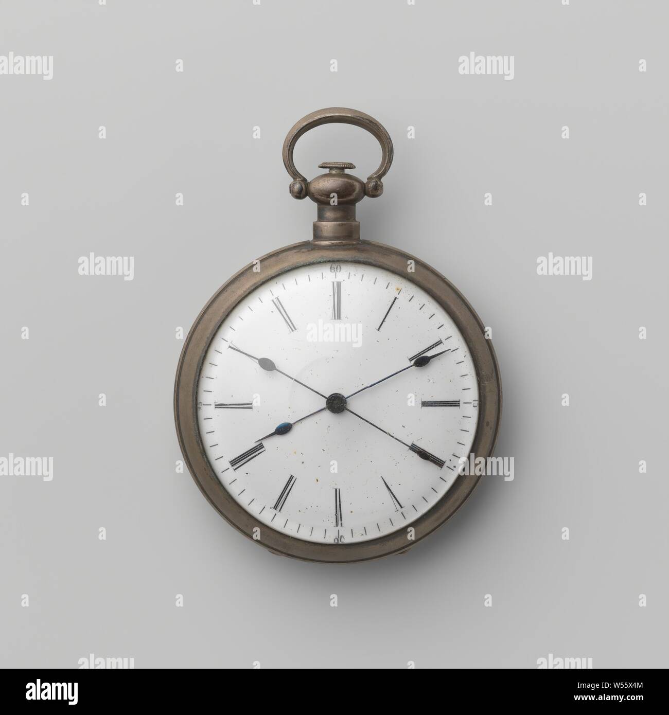 Watch, Silver watch. With decorated timepiece., anonymous, Great Britain, 1840 - 1860, silver (metal), d 5.7 cm × h 7.9 cm × w 5.7 cm × d 2.2 cm Stock Photo