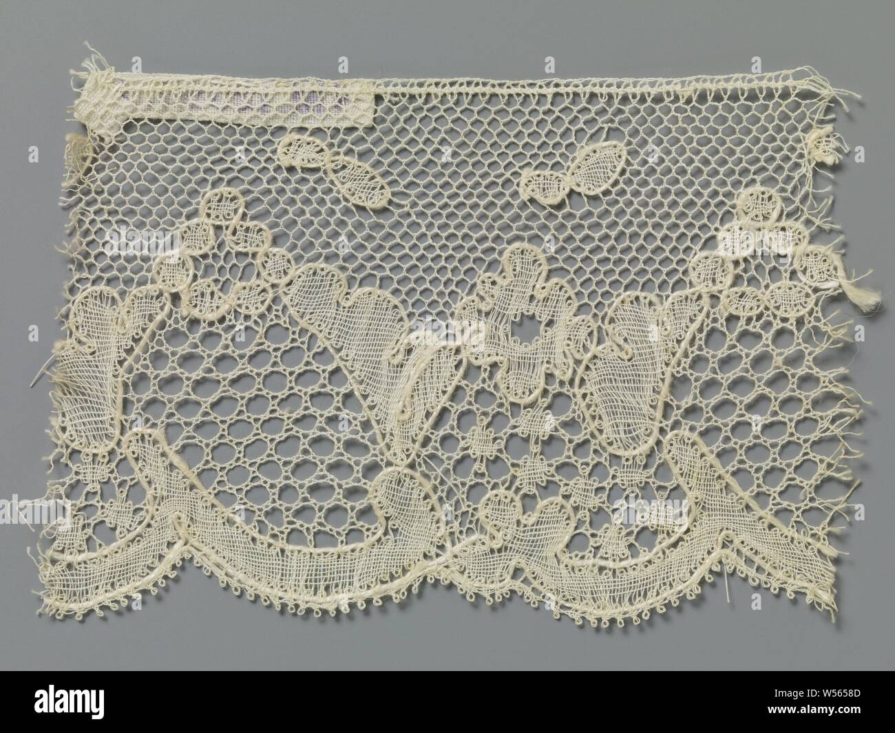 Strip of spool lace with concatenated cartouches, Natural spool of lace ...