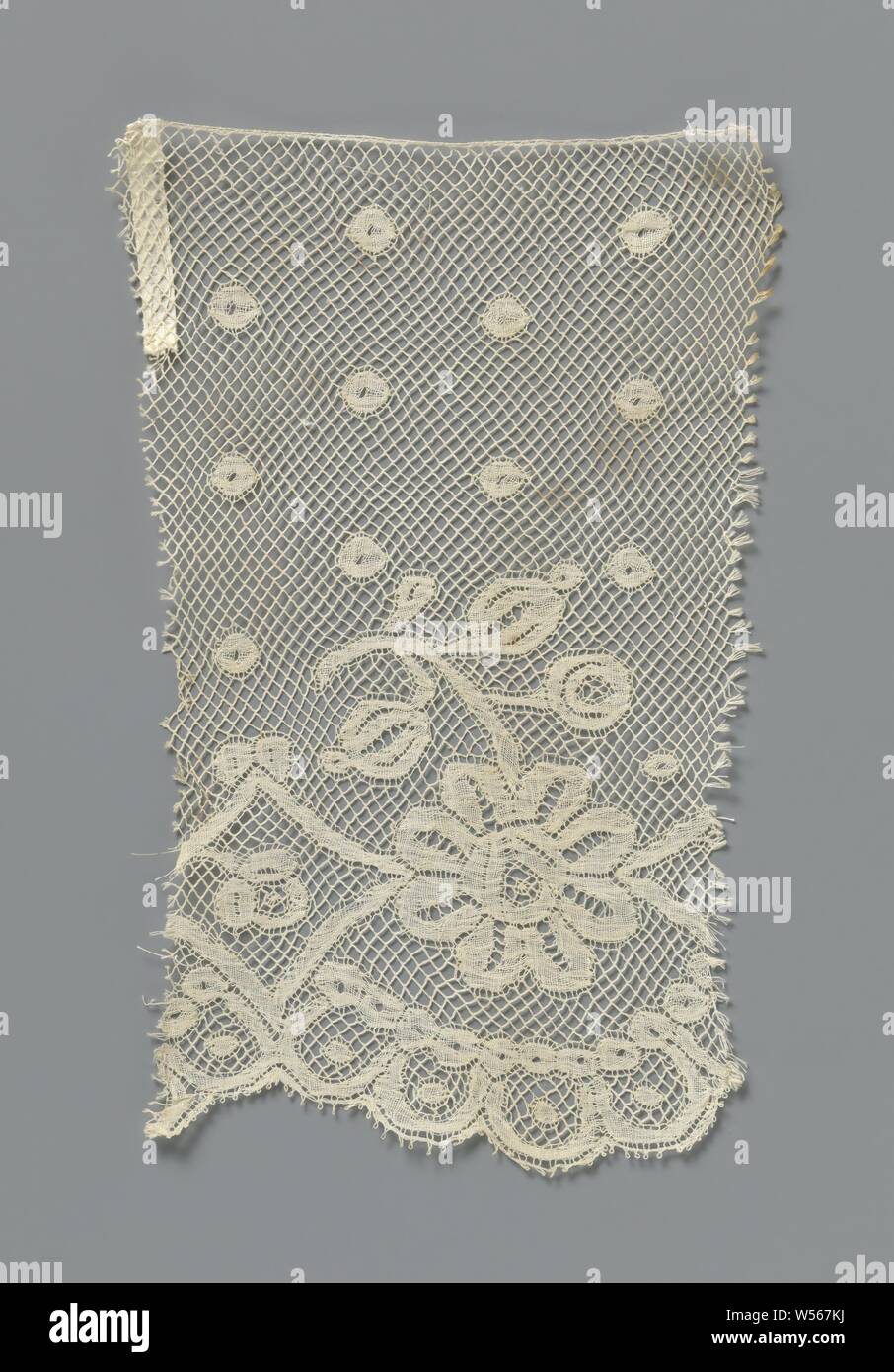 Large Non Continuous Antique Bobbin Lace Large Non Continuous Antique Bobbin Lace