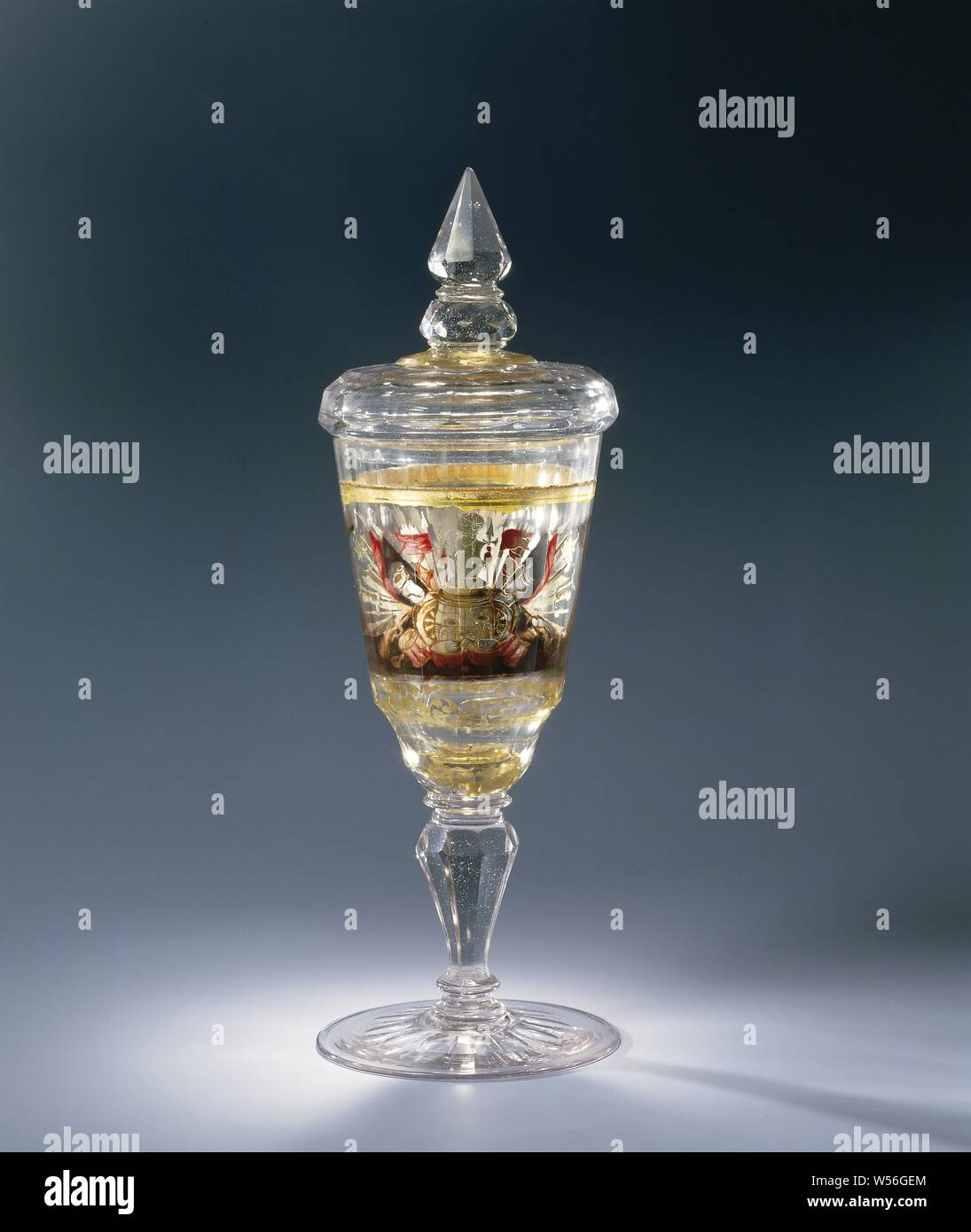 goblet with lid