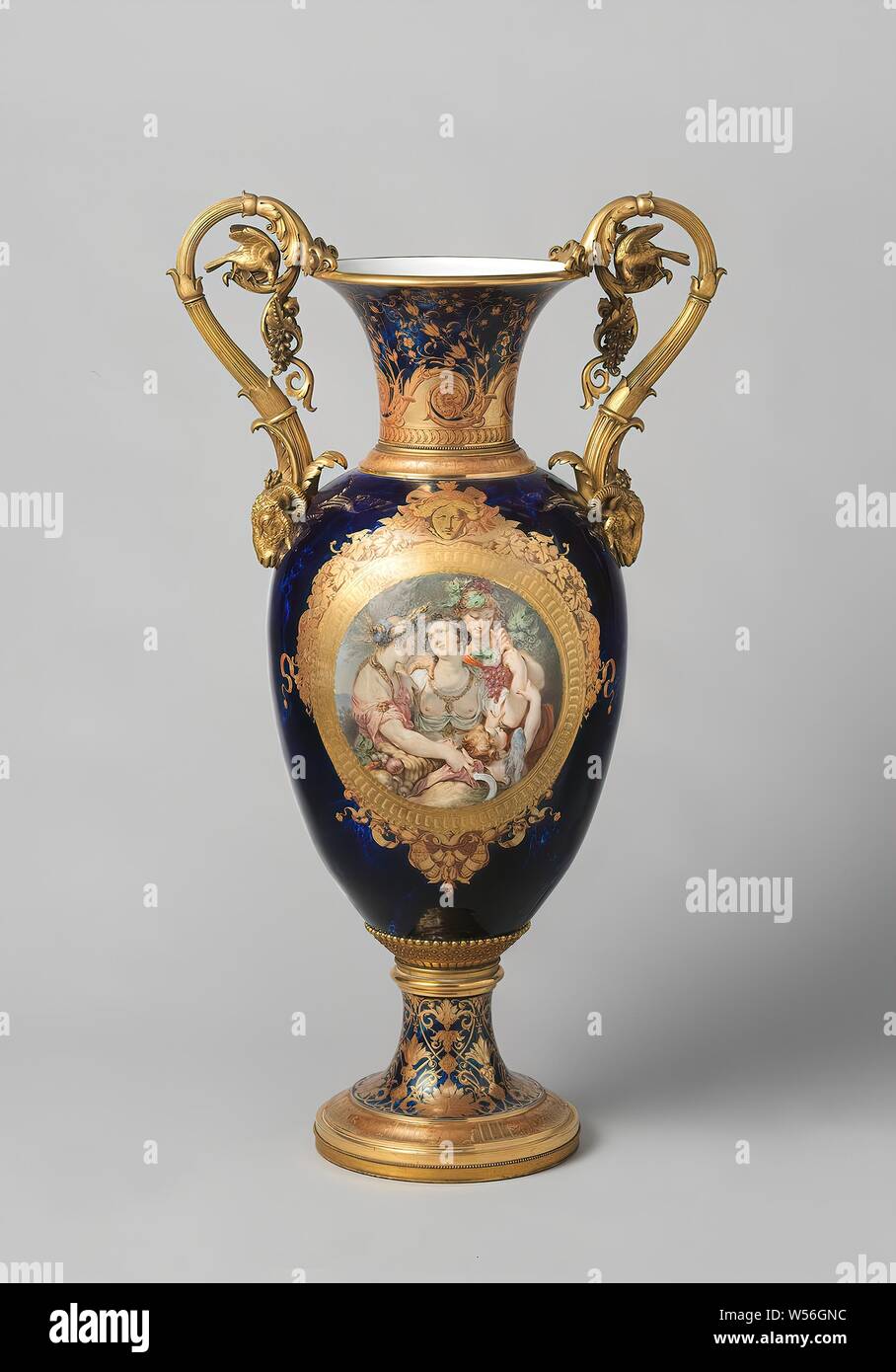 Sèvres porcelain vase, Sèvres porcelain vase., Manufacture de Sèvres,  France, 1849, porcelain (material), metal, h 107.5 cm × w 61.0 cm × d 35.0  cm × w 47 kg Stock Photo - Alamy