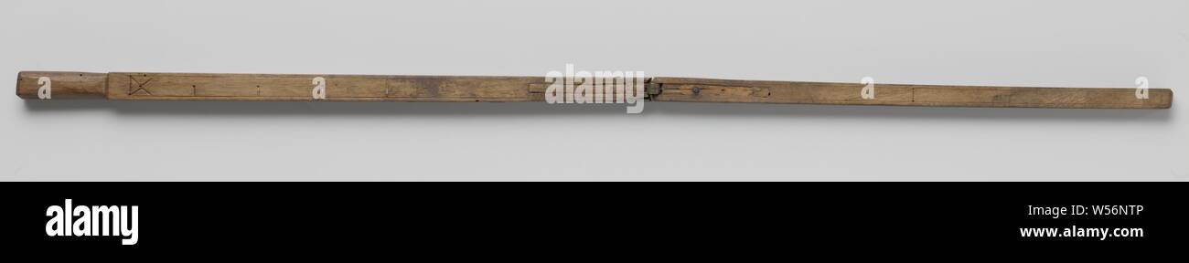 1 Tbsp, Length of 1 tbsp with handle. Foldable by hinge. V.z.v. label, Netherlands, anonymous, c. 1800, wood (plant material), scharnier, w 78 cm × d 3 cm × h 3 cm Stock Photo