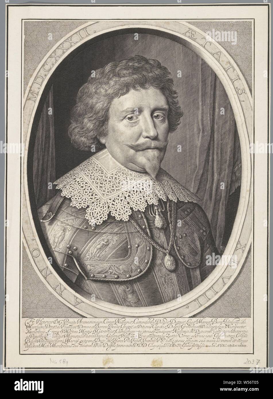 Portrait of Frederik Hendrik, Prince of Orange, at the age of 48, Portrait of Frederik Hendrik in an oval with border lettering. In the bottom six lines Latin text, knighthood order (GARTER) - insignia of a knighthood order, eg .: badge, chain, Frederik Hendrik (Prince of Orange), Willem Jacobsz. Delff (mentioned on object), Delft, 1633, paper, etching, h 419 mm × w 290 mm Stock Photo