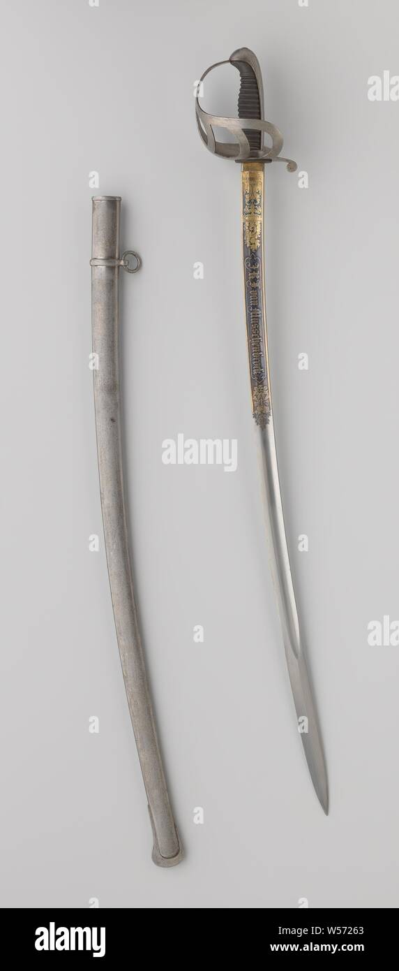 Officer saber of the cavalry no. 1 with scabbard, Officer model cavalry sab. 1 (M 1876). On the blade inscription: J.R.F. van Musschenbroek, damasked. With tarragon. The blade is richly etched and the name of the wearer is gilded. The sheath has one band and a separate ring, Netherlands, J.R.F. from Musschenbroek, Aug. & Alb. Schnitzler, Solingen, c. 1876 - c. 1880, greep, kling, gevest, schede, gilding, l 102.3 cm l 99.5 cm l 85.7 cm × w 3 cm × t 8.5 mm Stock Photo