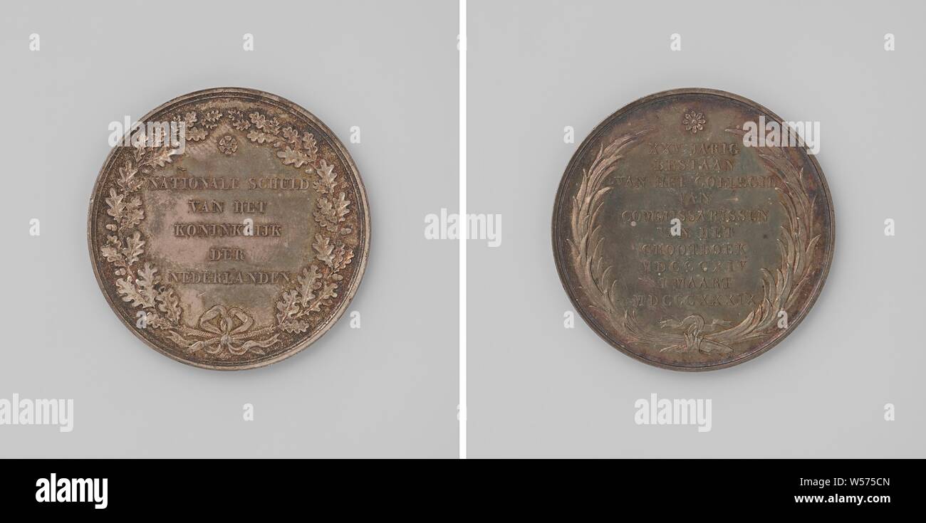 Twenty-five years of existence of the College of Commissioners of the Ledger of National Debt, medal awarded to employees, Silver medal. Front: inscription under rosette within oak wreath. Reverse: inscription under rosette inside wreath of palm branches., anonymous, Netherlands, 1839, silver (metal), striking (metalworking), d 4.3 cm × w 24.86 Stock Photo