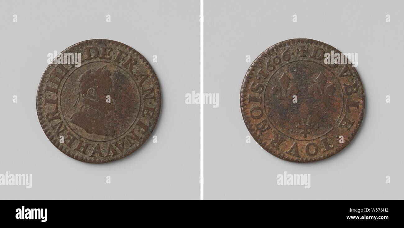 Double tournois of Henry IV, king of France, Obverse: bust of man with laurel wreath inside an inscription. Reverse: three lilies within a circle, Henry IV (King of France and Navarre), anonymous, Paris, 1606, copper (metal), striking (metalworking), d 2 cm × w 2.91 Stock Photo